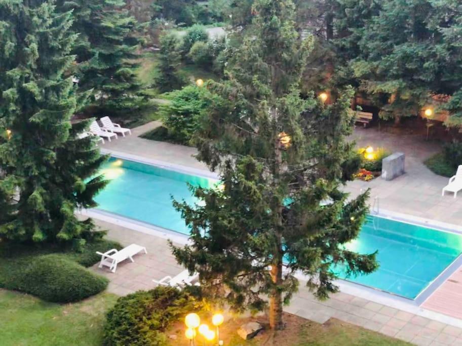 Modern Laax Apt, Swimming Pools, Wellness & Tennis エクステリア 写真