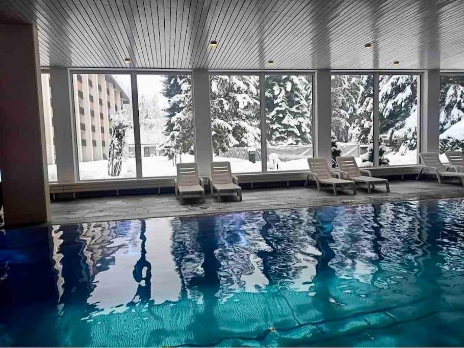 Modern Laax Apt, Swimming Pools, Wellness & Tennis エクステリア 写真