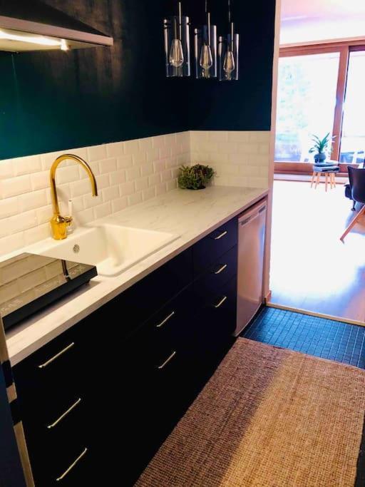 Modern Laax Apt, Swimming Pools, Wellness & Tennis エクステリア 写真