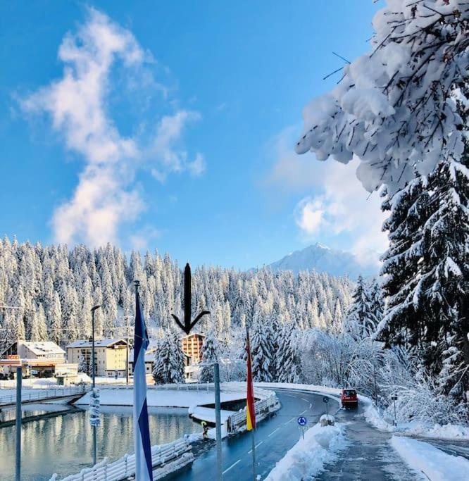 Modern Laax Apt, Swimming Pools, Wellness & Tennis エクステリア 写真